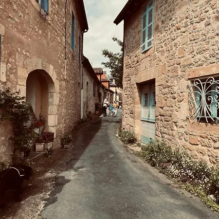 Maison De Famille Saint-Lazare